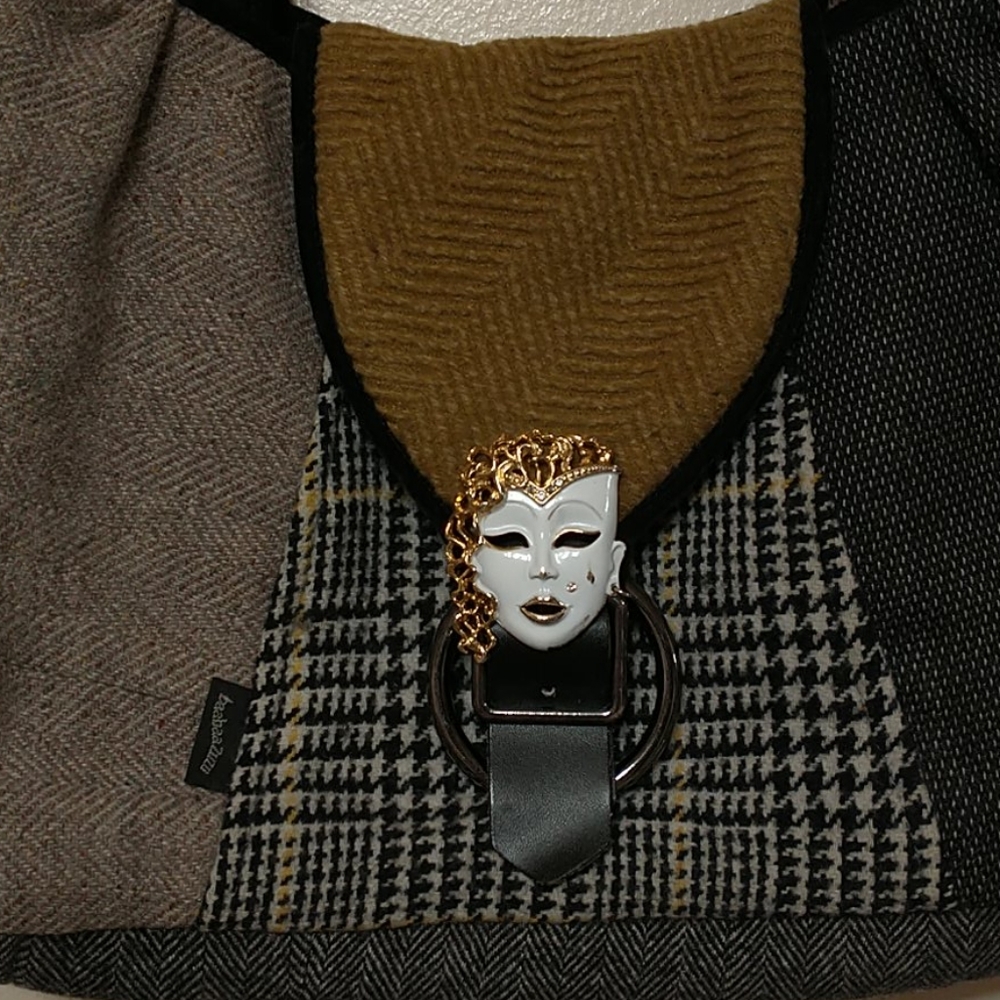 baabaaZuzu Wool Patchwork Upcycled Purse - Picture 3 of 14